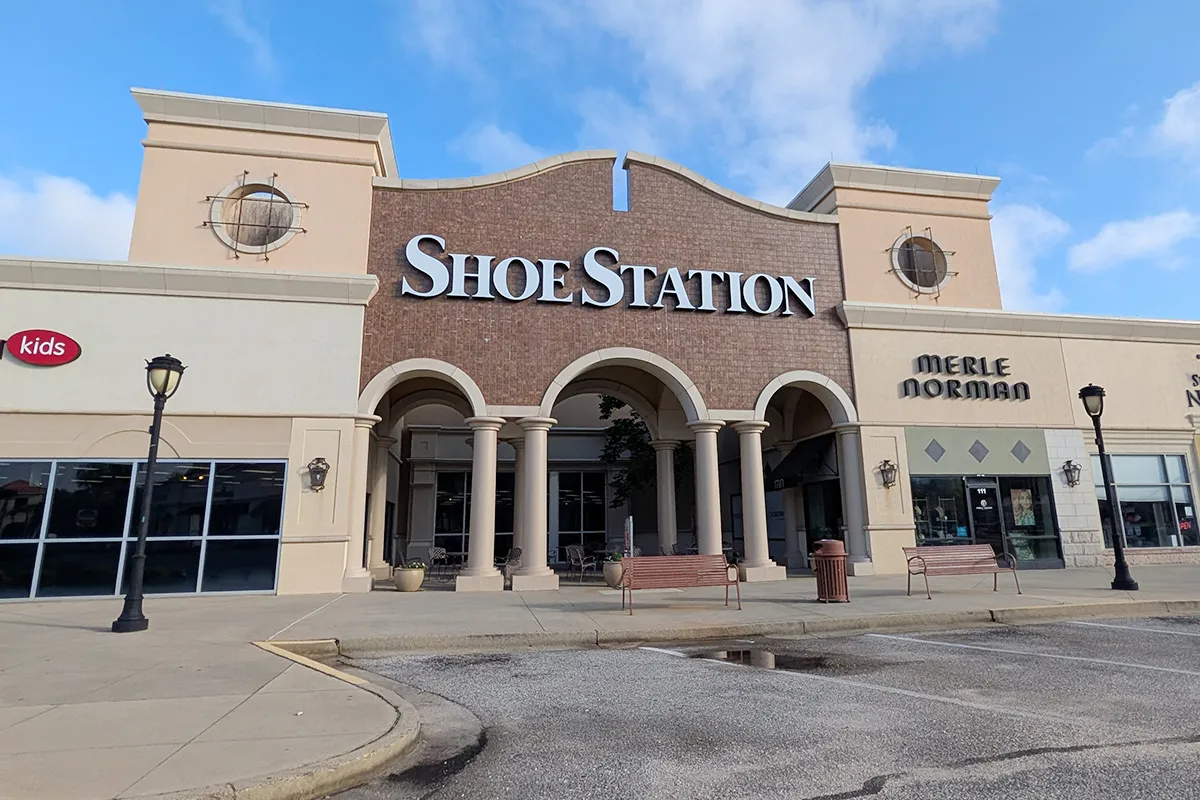 Shoe Station